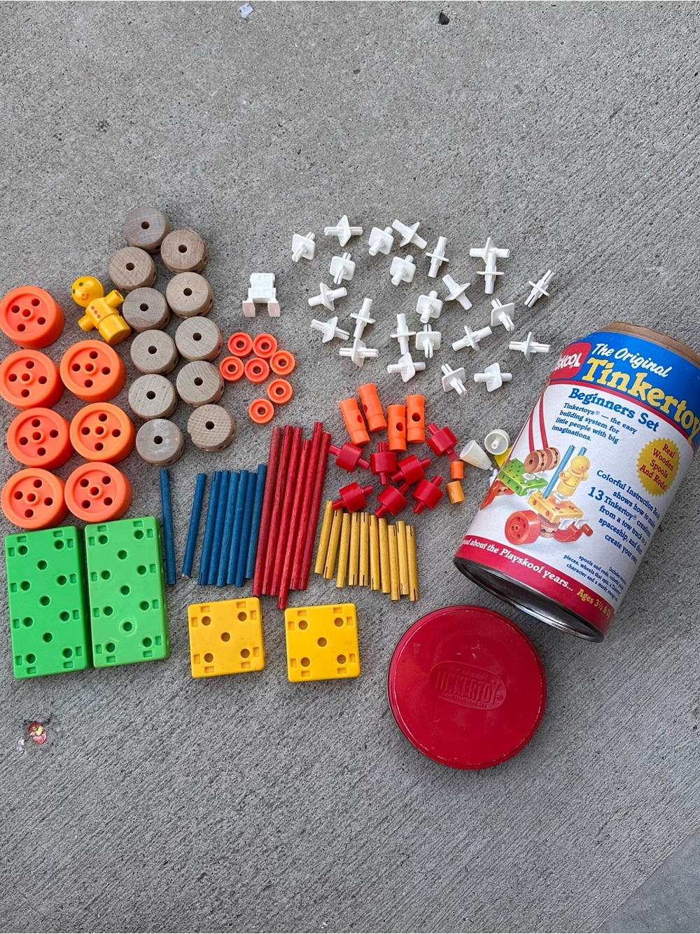 Vintage 1986 Playskool Tinkertoy Beginners Set Retro Wooden Building Toy